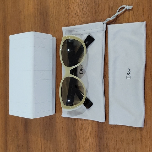 Dior Accessories - Final sale !! Christian Dior summerset 2 sunglasses